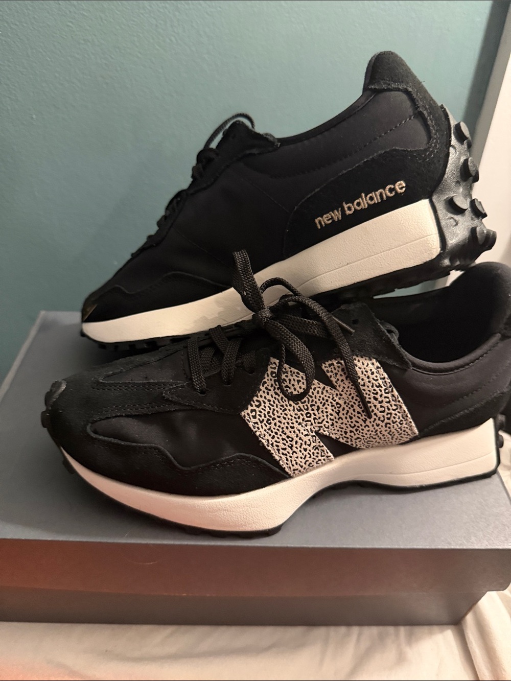 New Balance Women’s Black Sneakers with Speckled Logo